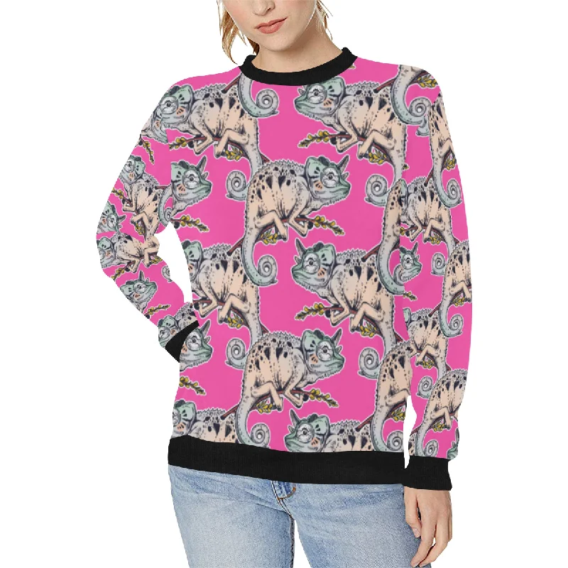 Chameleon lizard pattern pink background Women's Crew Neck Sweatshirt Hoodie with Button Placket Classic Preppy