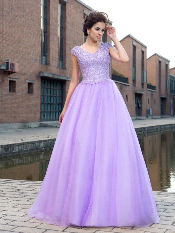 Ball Gown V-neck Applique Short Sleeves Long Net Dresses TPP0003183