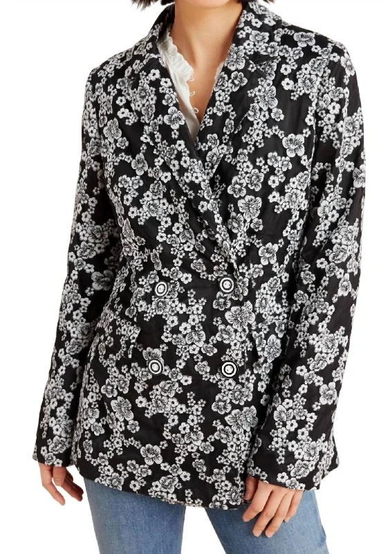 Kylie Floral Blazer In Black Women's Trendy Blazer