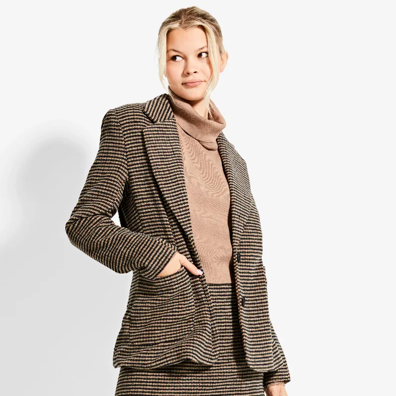 Limited Collection Woman's City Blues Houndstooth Blazer Women's Elegant Suit