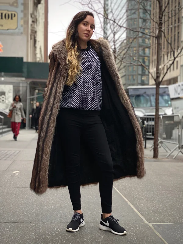 Rare Vintage Lady’s Fur Coat by Pierre Furs in Very Good Condition - $20K Appraisal Value! Cardigan Sweater Pullover